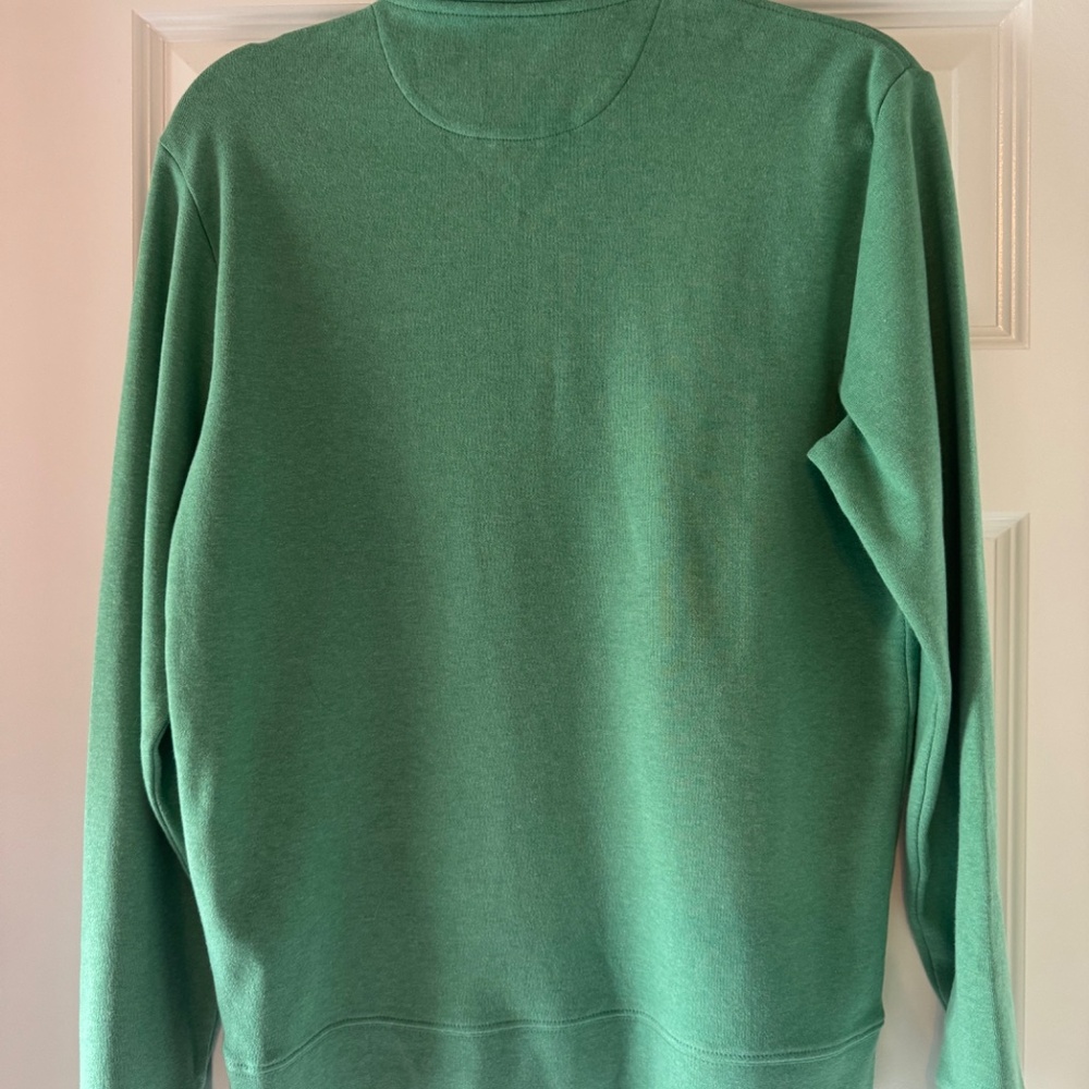 Men’s Vinyard Vines Pullover - Picture 2 of 3